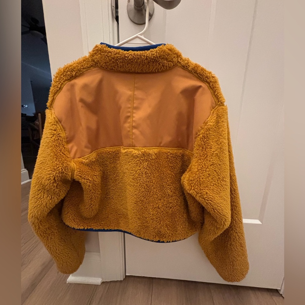 NWOT Nike Sherpa Cropped Quarterzip - Picture 6 of 6